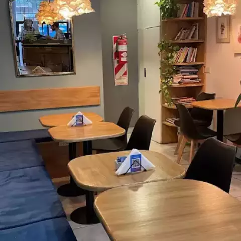 Birdy Birds Specialty Coffee Shop
